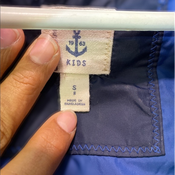 Down Navy Kids Vest Button up front pockets S/8US Lands End - Picture 3 of 5